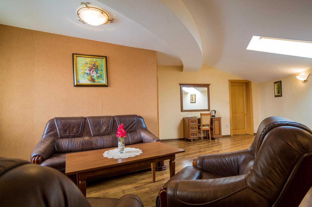 Hotel Euforia Nová Lesná Buitenkant foto
