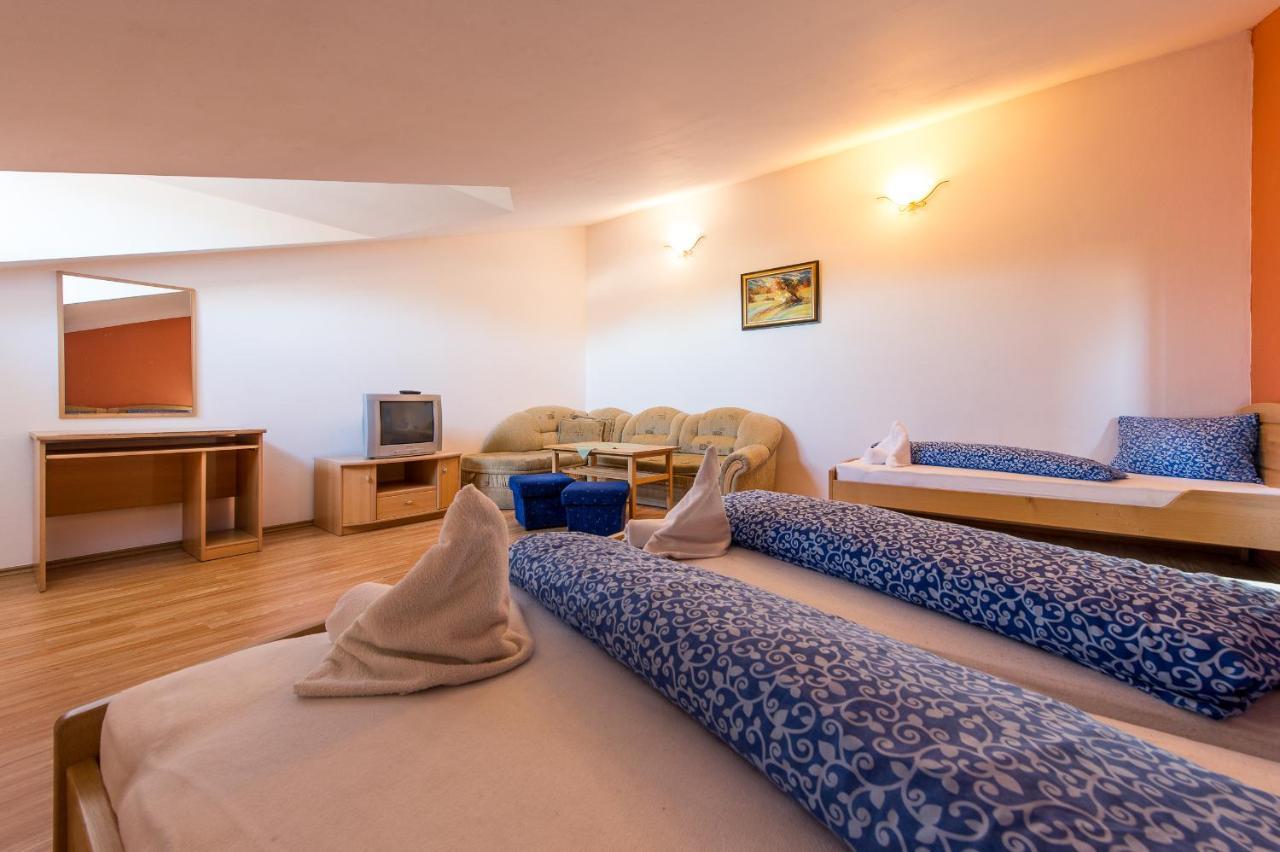 Hotel Euforia Nová Lesná Buitenkant foto